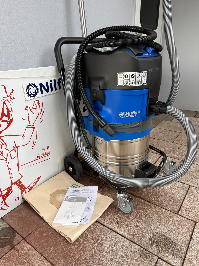 Nilfisk-Alto 761-21XC Wet and Dry Vacuum Cleaner COMPLETE With Trade Hose Kit and FREE Aussie Delivery!