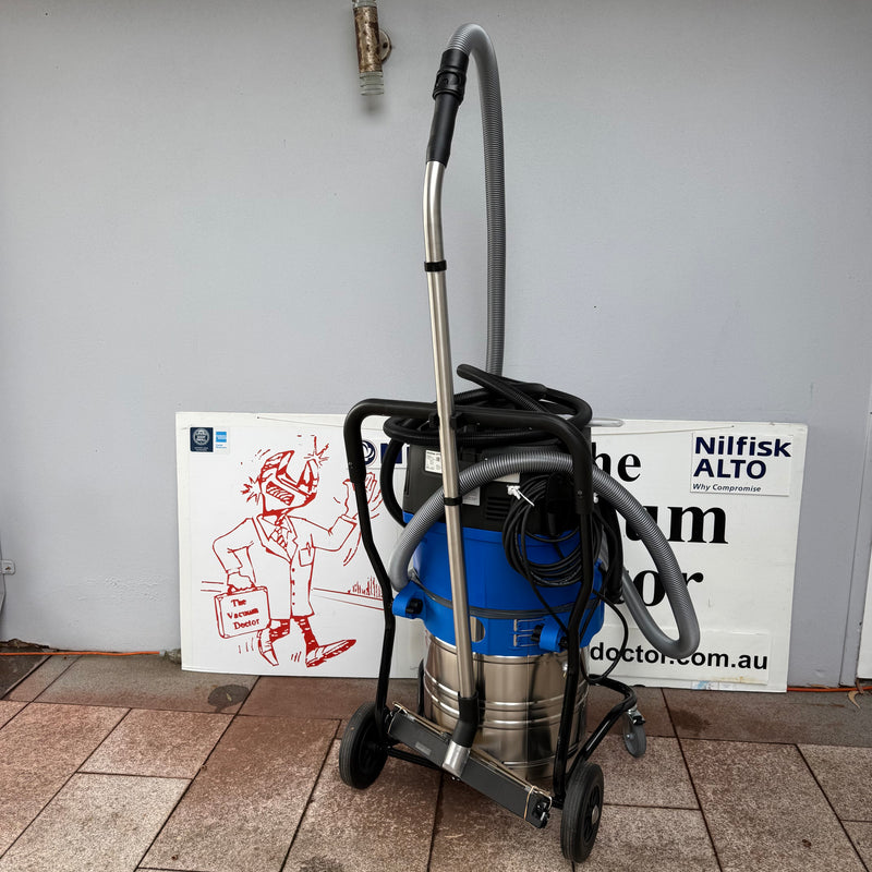 Nilfisk-Alto 761-21XC Wet and Dry Vacuum Cleaner COMPLETE With Trade Hose Kit and FREE Aussie Delivery!