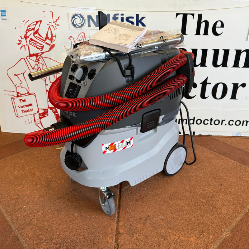 Nilfisk VHS42 L40 MC InfiniClean M CLASS Wet and Dry Safety Vacuum Cleaner With Hose Kit - FREE Aussie Delivery! - The Vacuum Doctor