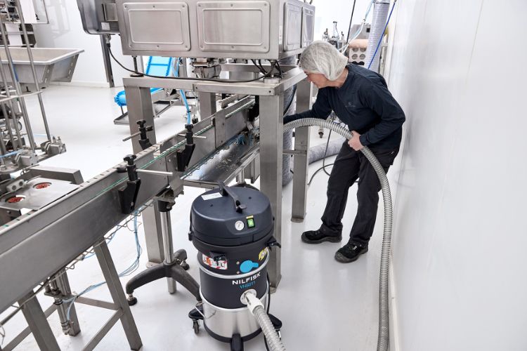 Nilfisk VHS010 HC ACD ANZ Mini Industrial Vacuum Cleaner Combo With Hose And Accessory Kit - FREE Aussie Delivery! - The Vacuum Doctor