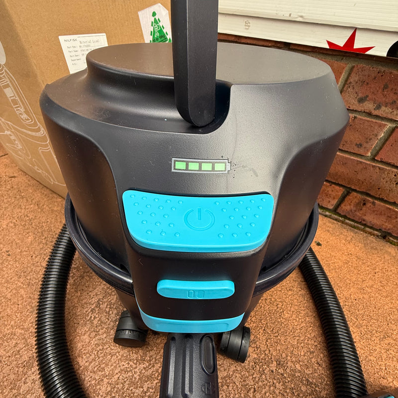 Nilfisk VP500 36V Li-ion Battery Powered HEPA Filtered Vacuum Cleaner Up To 55 mins Run-time - FREE Aussie Delivery!