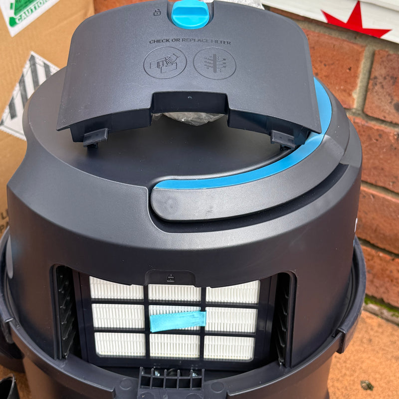 Nilfisk VP500 36V Li-ion Battery Powered HEPA Filtered Vacuum Cleaner Up To 55 mins Run-time - FREE Aussie Delivery!