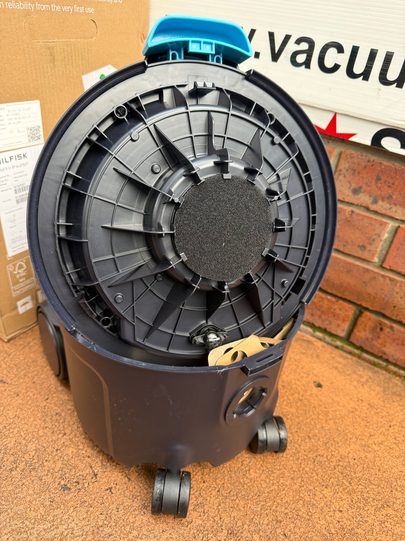 Nilfisk VP500 36V Li-ion Battery Powered HEPA Filtered Vacuum Cleaner Up To 55 mins Run-time - FREE Aussie Delivery!
