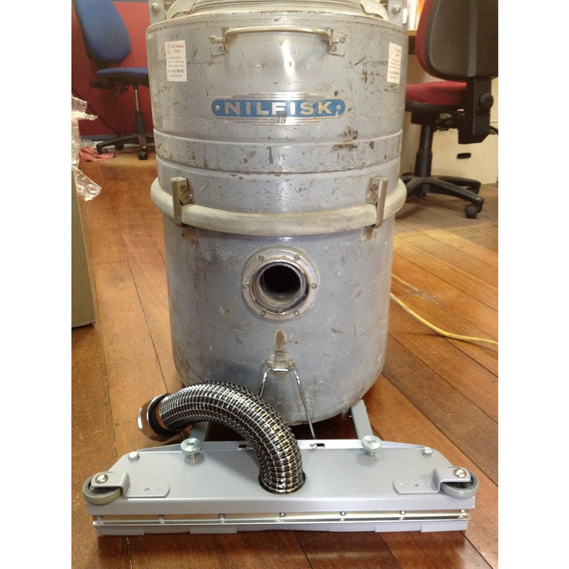Nilfisk GM82 and GS82 Industrial Vacuum Cleaner Fixed Floor Nozzle - TVD The Vacuum Doctor