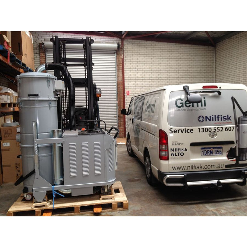 NilfiskCFM 3907-18C 3Ph Industrial Vacuum Cleaner Special Purchase - TVD The Vacuum Doctor
