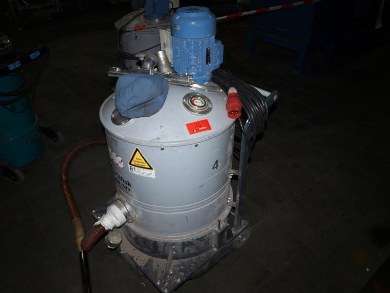 Nilfisk and Tellus Industrial Vacuum Cleaner Main Filter Shaker Knob Kit - TVD The Vacuum Doctor