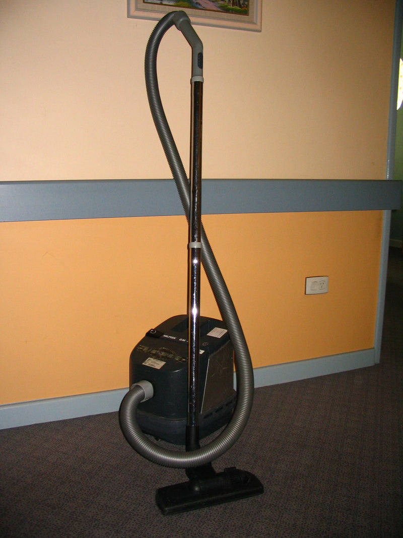 Nilfisk Extreme and GM200 to GM500 King and Elite Self Closing Synthetic Dustbags - TVD The Vacuum Doctor