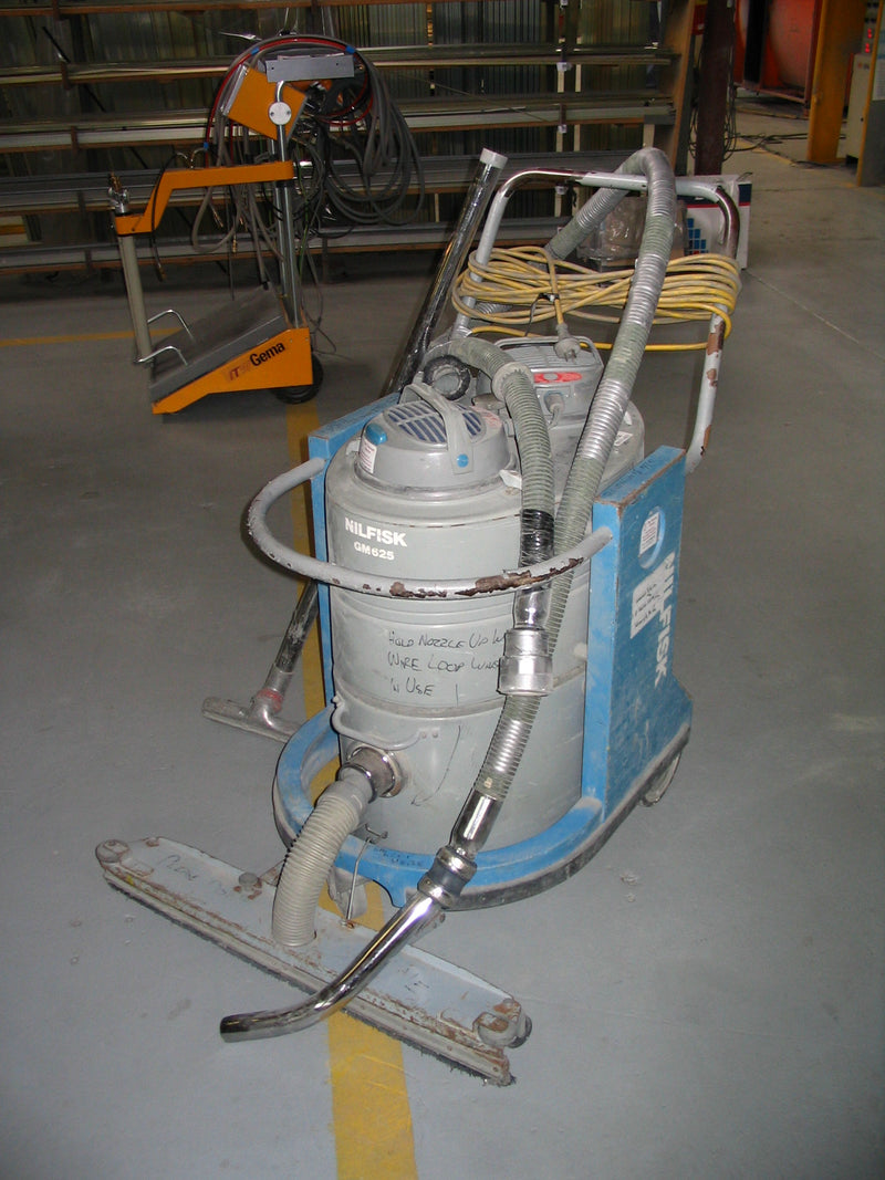 Nilfisk GM82 Industrial Vacuum Cleaner Grey 40cm Rubber Lip Kit USE Z8-20297-1 - TVD The Vacuum Doctor