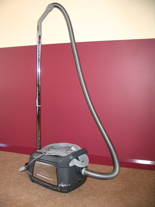Starbag Sack Filter In The Style Of Nilfisk HDS2000 Commercial Vacuum Cleaner Fitted In Dustbag Compartment - TVD The Vacuum Doctor