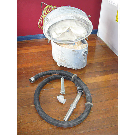 Nilfisk 50mm Ball End For Screwing On To 50mm Internal Diameter Plastic Hose - TVD The Vacuum Doctor