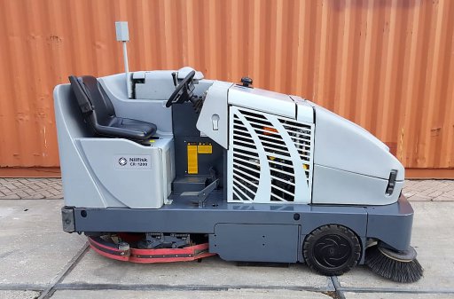 Nilfisk CR1200S Combination Sweeper Scrubber-Drier Complete Replaced by CS7000 - The Vacuum Doctor