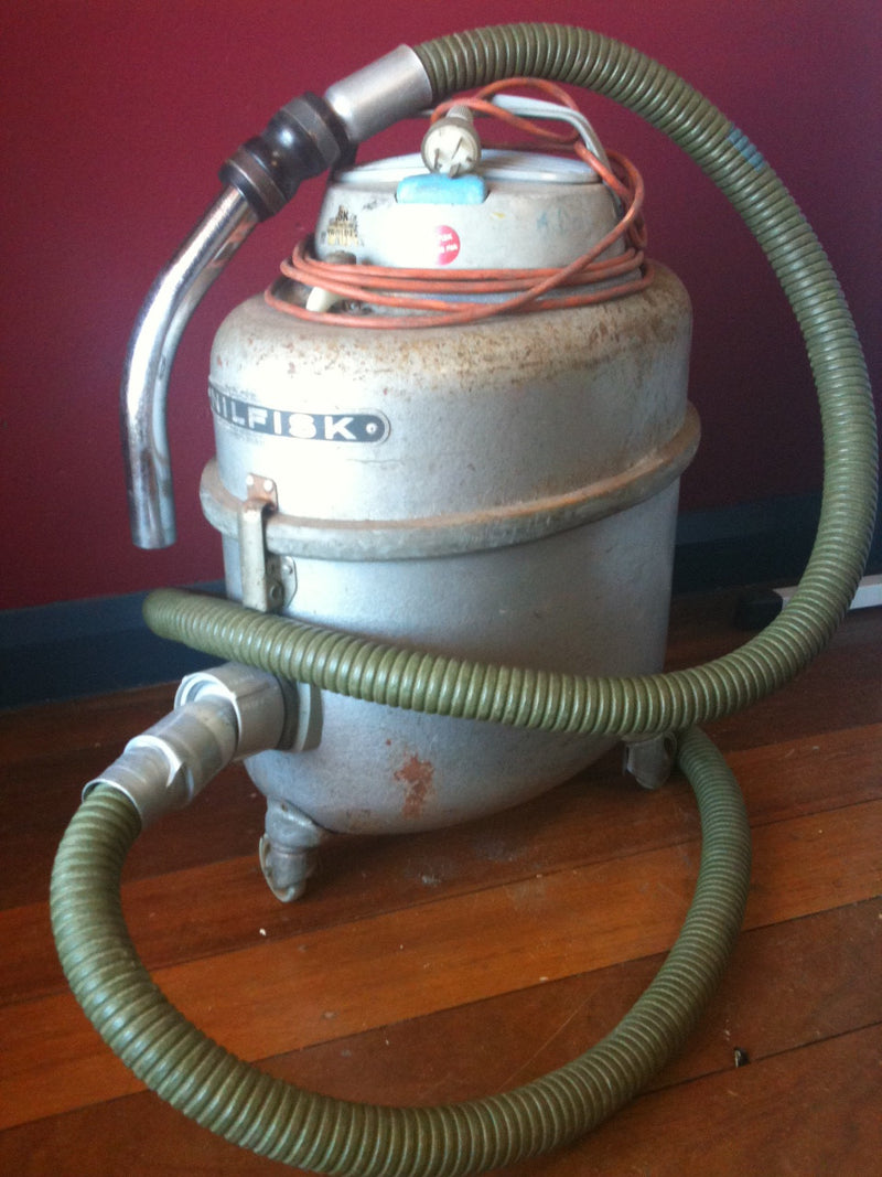 Nilfisk and Tellus GS and GM Vacuum Cleaner Motor Re-wireable IEC Appliance Plug - TVD The Vacuum Doctor