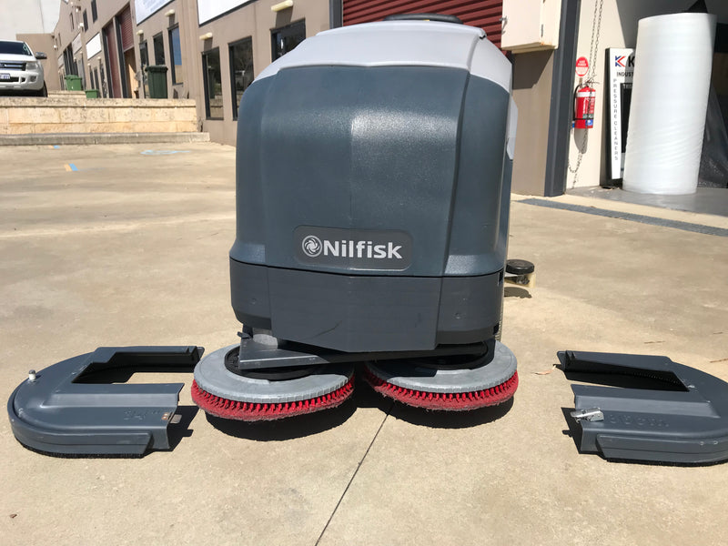 Nilfisk SC901 Heavy Duty Battery Scrubber Drier Complete With FREE DELIVERY! - The Vacuum Doctor