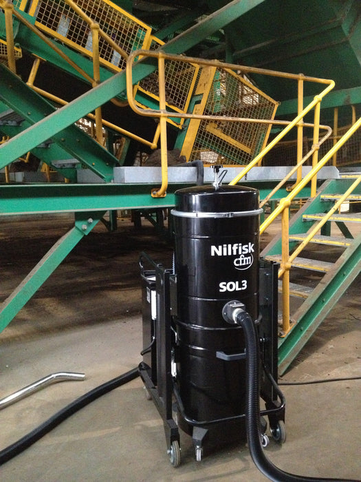 NilfiskCFM SOL3 2.2 kWatt 3 Phase Industrial Vacuum Cleaner Replaced By T22 - The Vacuum Doctor