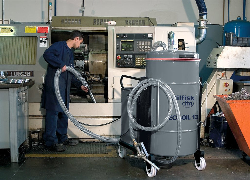 NILFISKCFM ECO OIL 22 Recovery Vacuum Cleaner For Industries Using Oil - The Vacuum Doctor